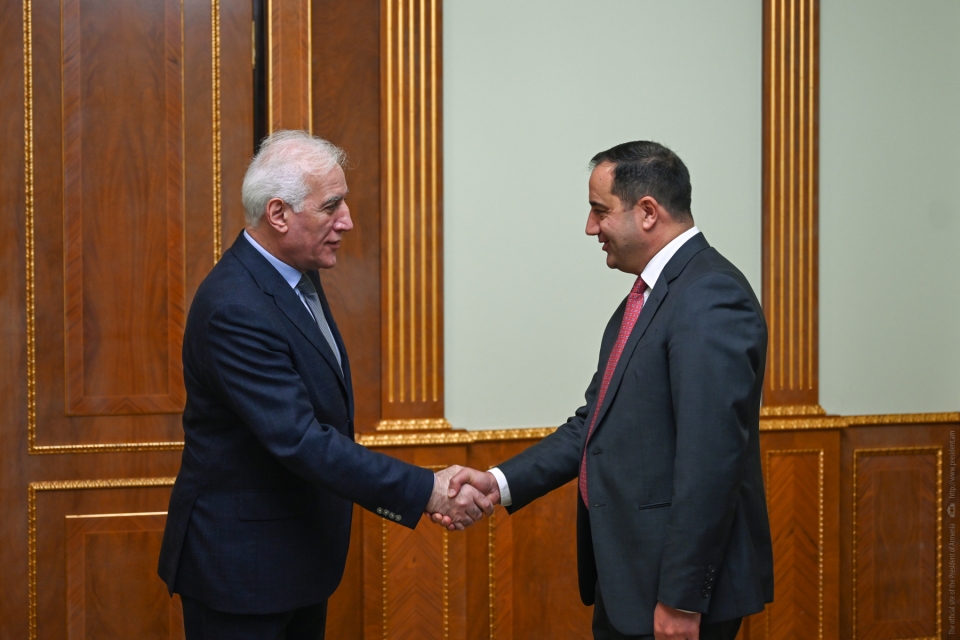 Նախագահ Վահագն Խաչատուրյանն ընդունել է Հայաստանի բանկերի միության նախագահ Դանիել Ազատյանին